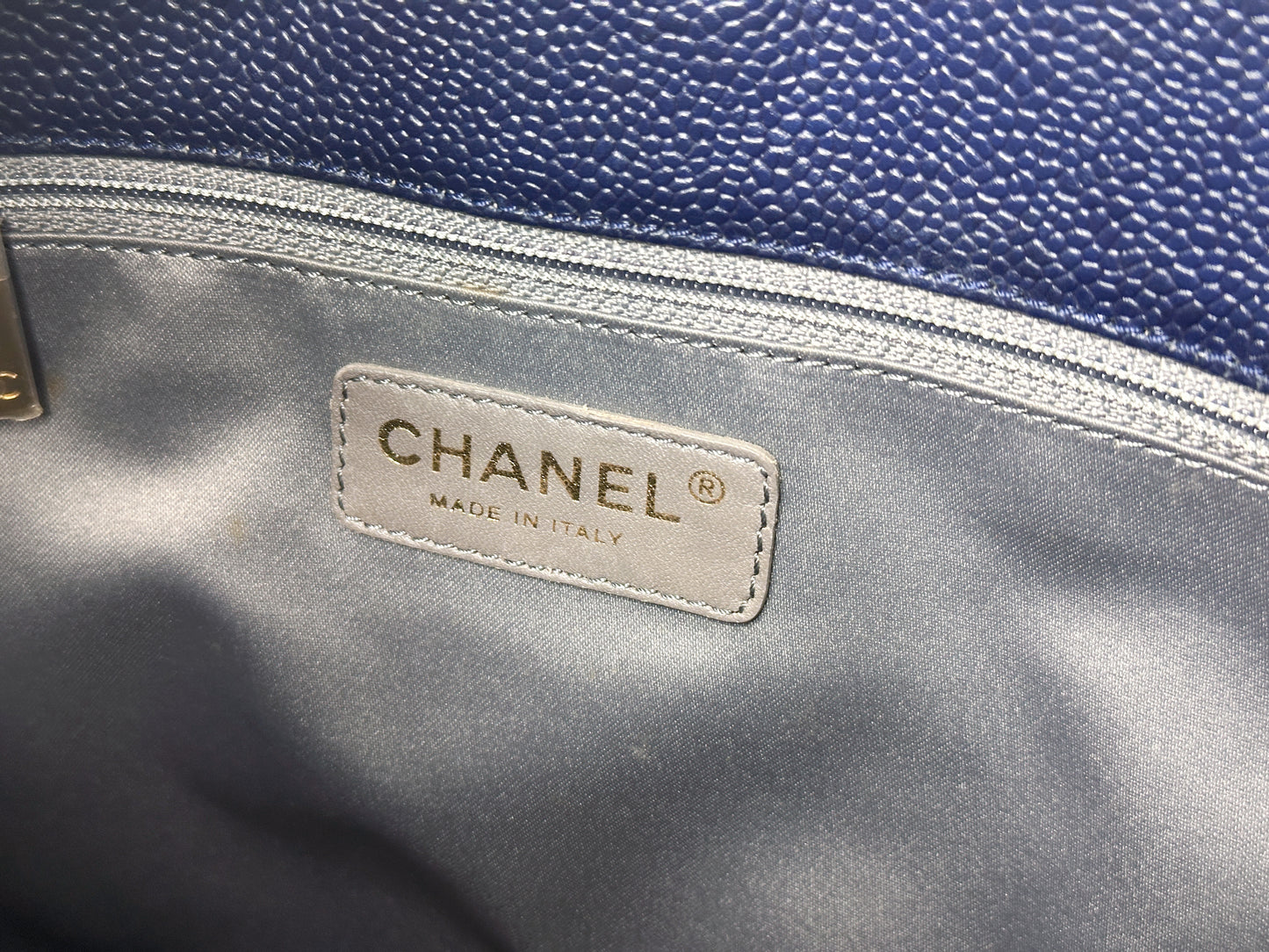 Chanel Caviar Quilted Petit Shopping Tote PST Navy Blue 1898 holo card