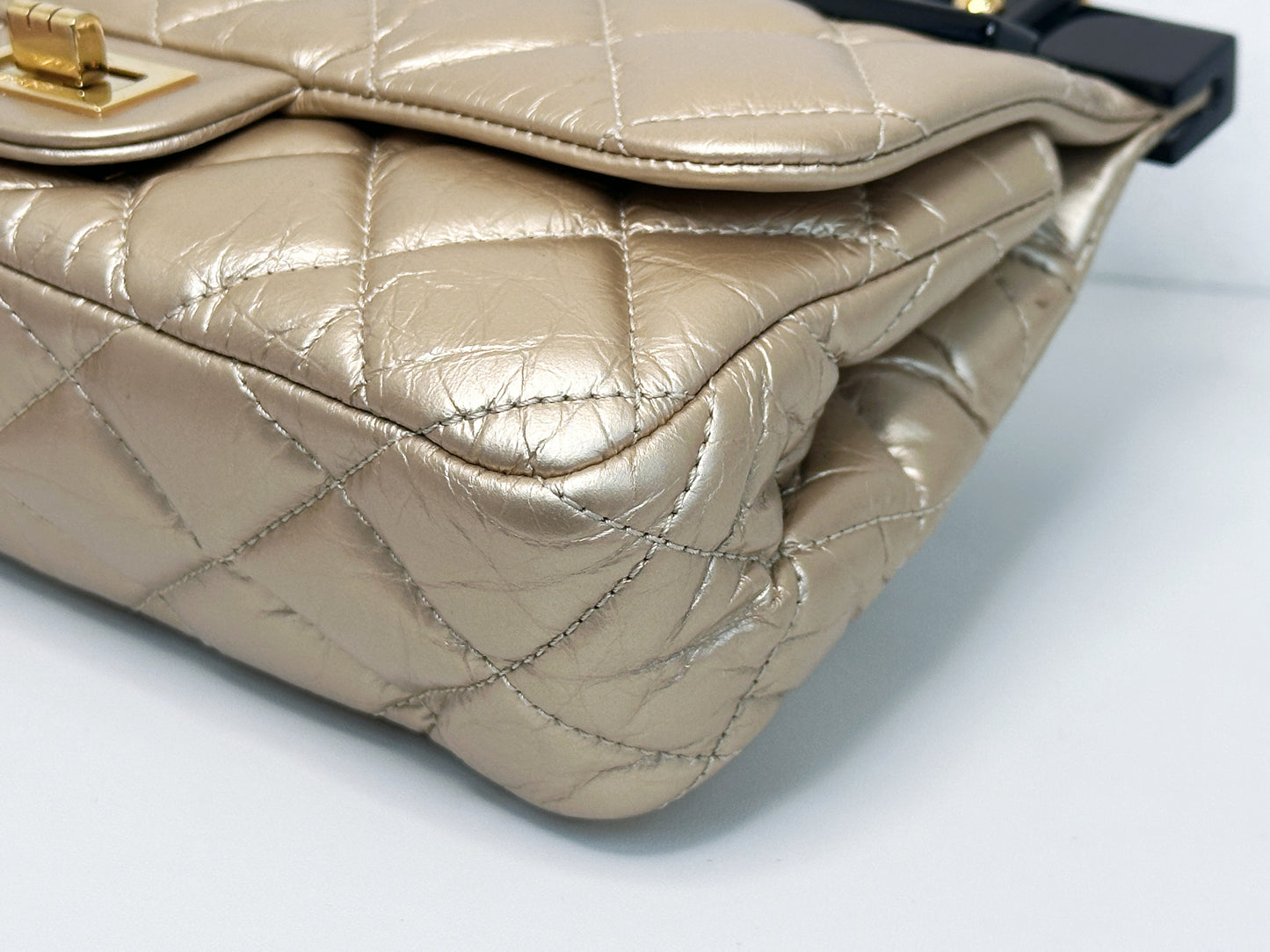 Chanel Aged Calfskin Quilted 2.55 Reissue Mini Hanger Flap Gold 2355 holo card