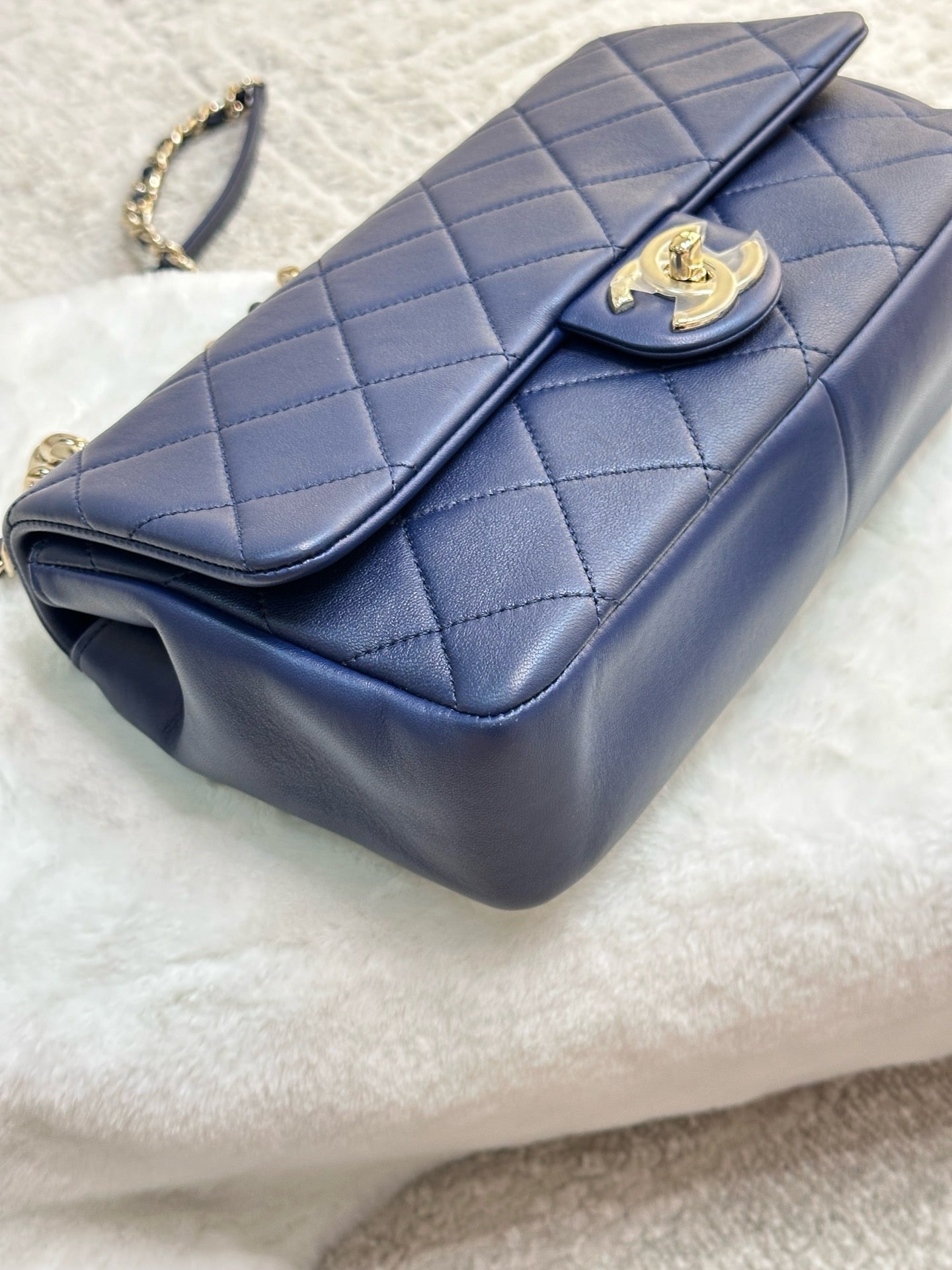 CHANEL Medium Calfskin Quilted Resin Bi-Color Chain Flap Bag Navy