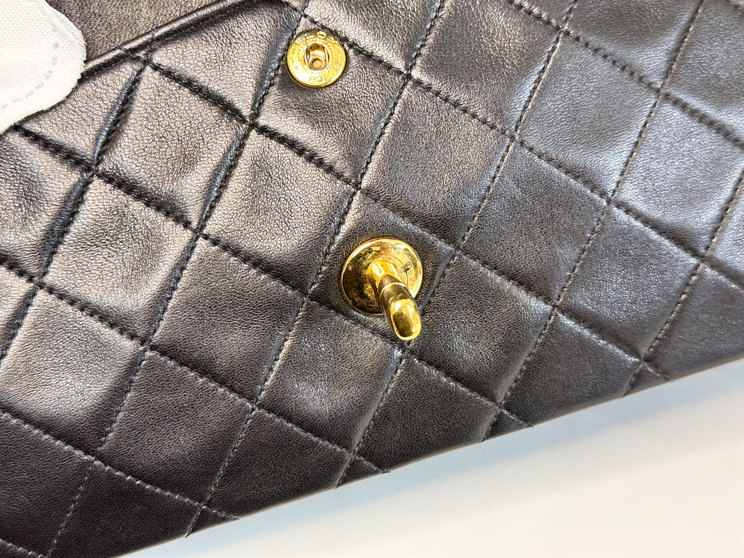 Chanel Vintage Black Quilted Lambskin Medium Classic Double Flap Bag 25 holo card