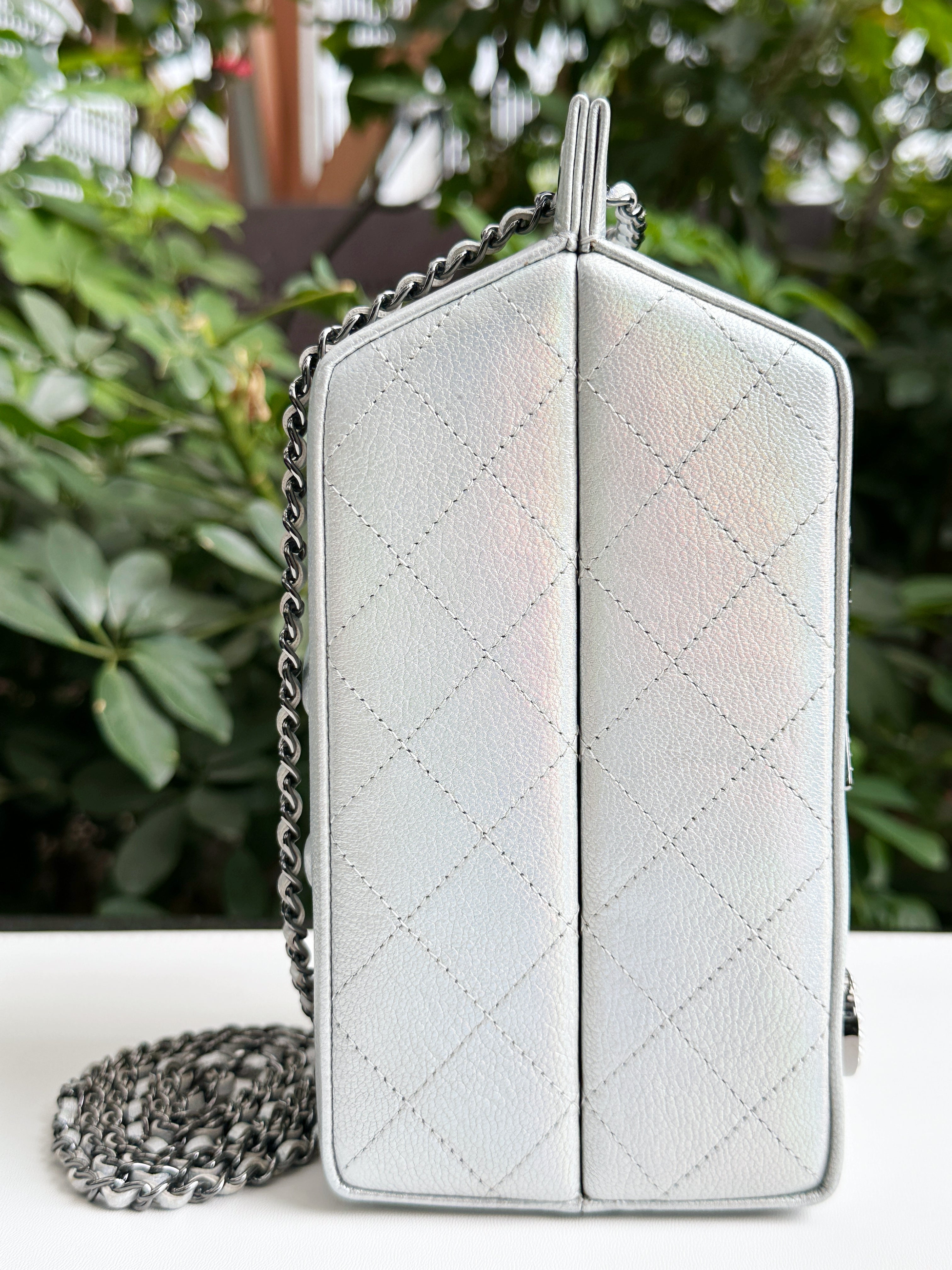 Preloved Authentic CHANEL RARE LIMITED EDITION LAIT DE COCO MILK CARTON BAG 2014