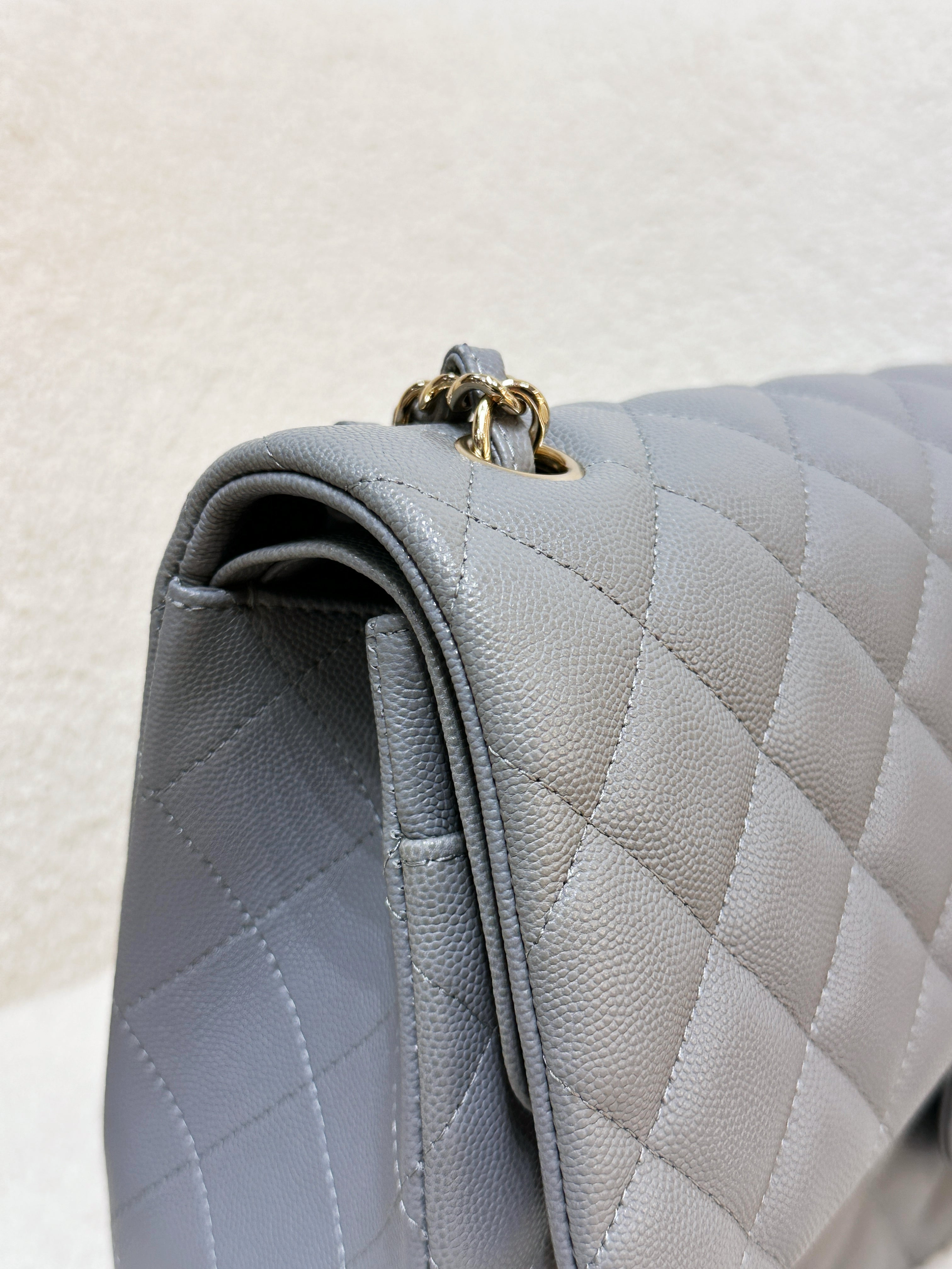 Chanel Jumbo Caviar Classic Quilted Double Flap Bag Light Grey LGHW 2910 holo card