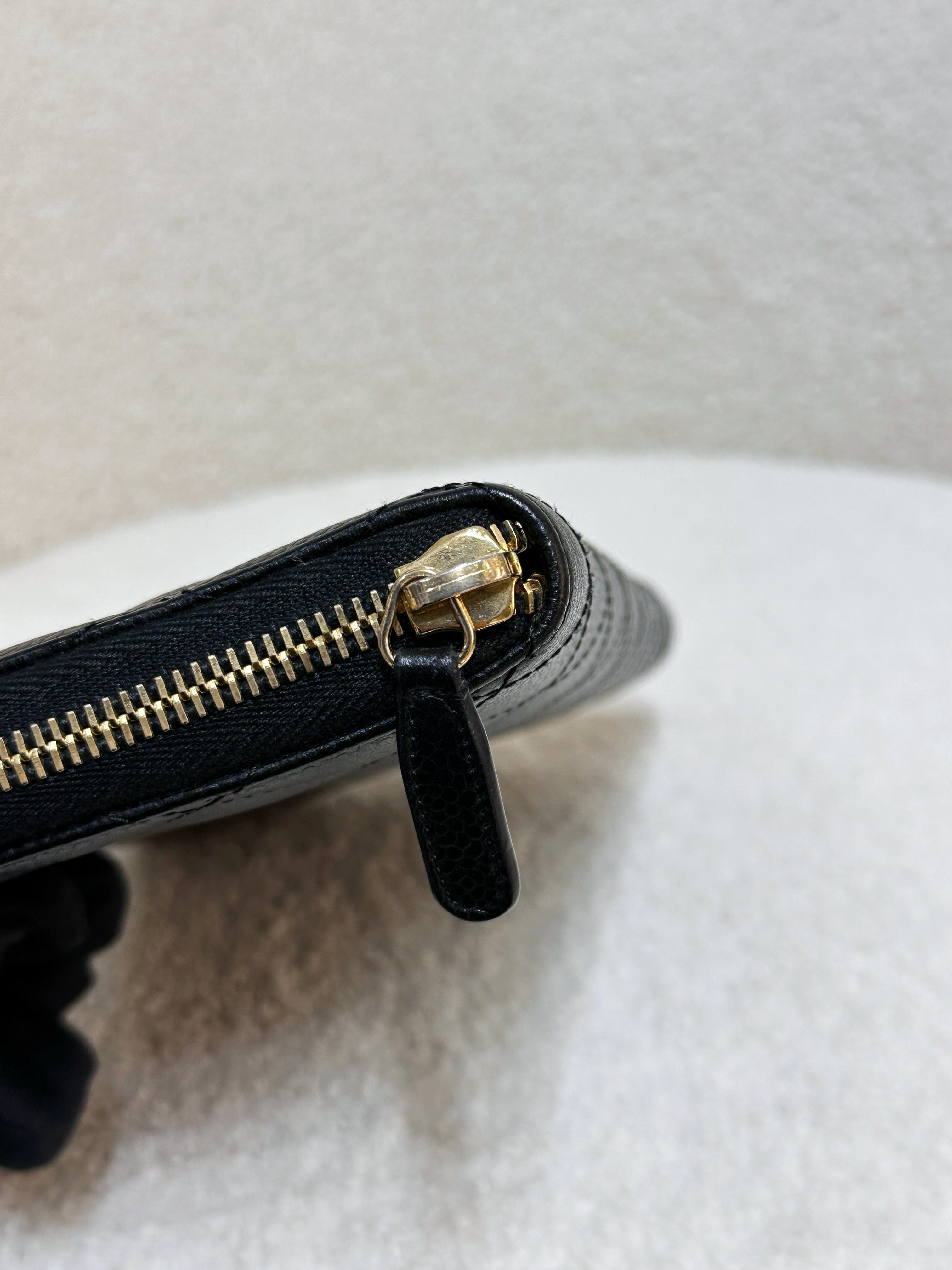 Chanel Quilted Cc XL Zip Wallet Black Caviar GHW 2000 holo card