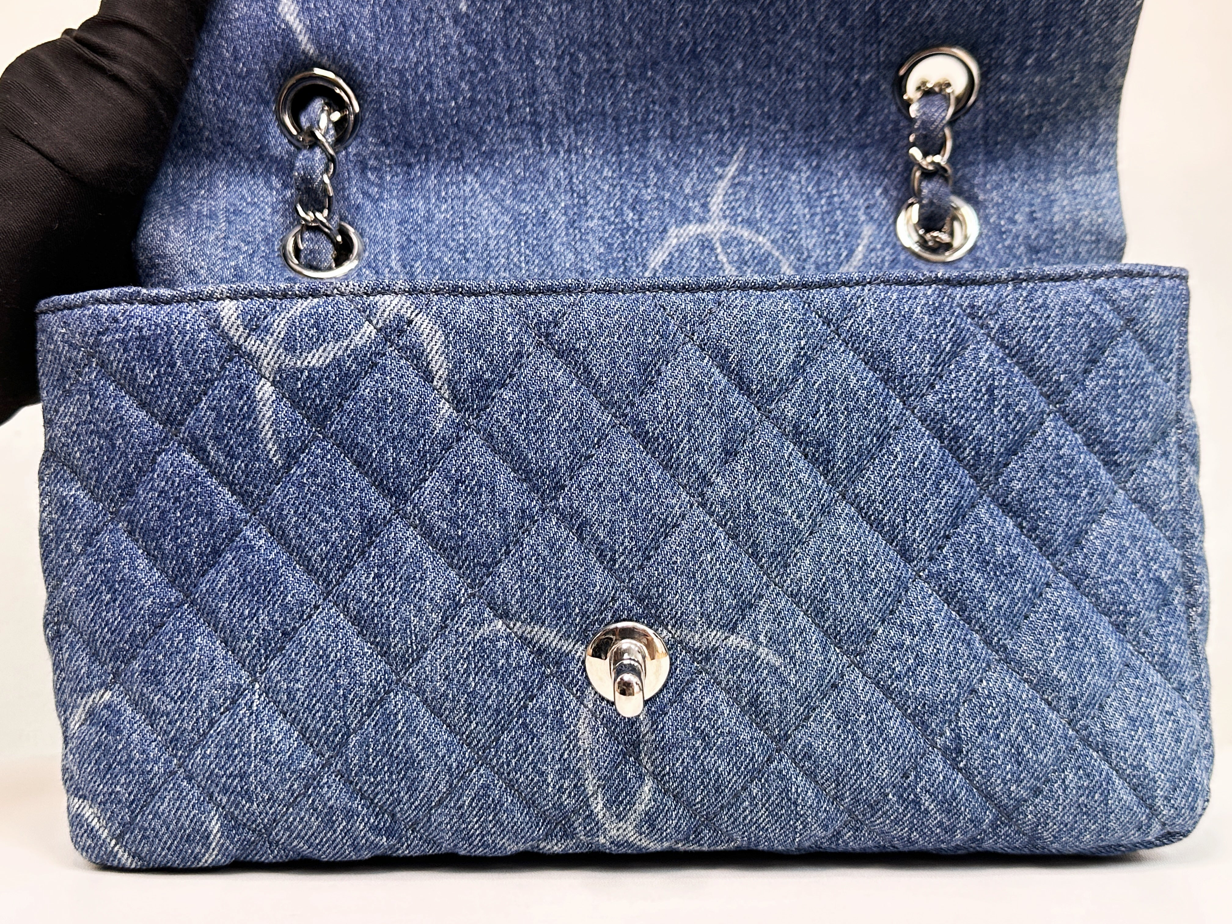 Chanel 20B Medium Blue Denim Quilted CC Single Flap SHW 3045 holo card