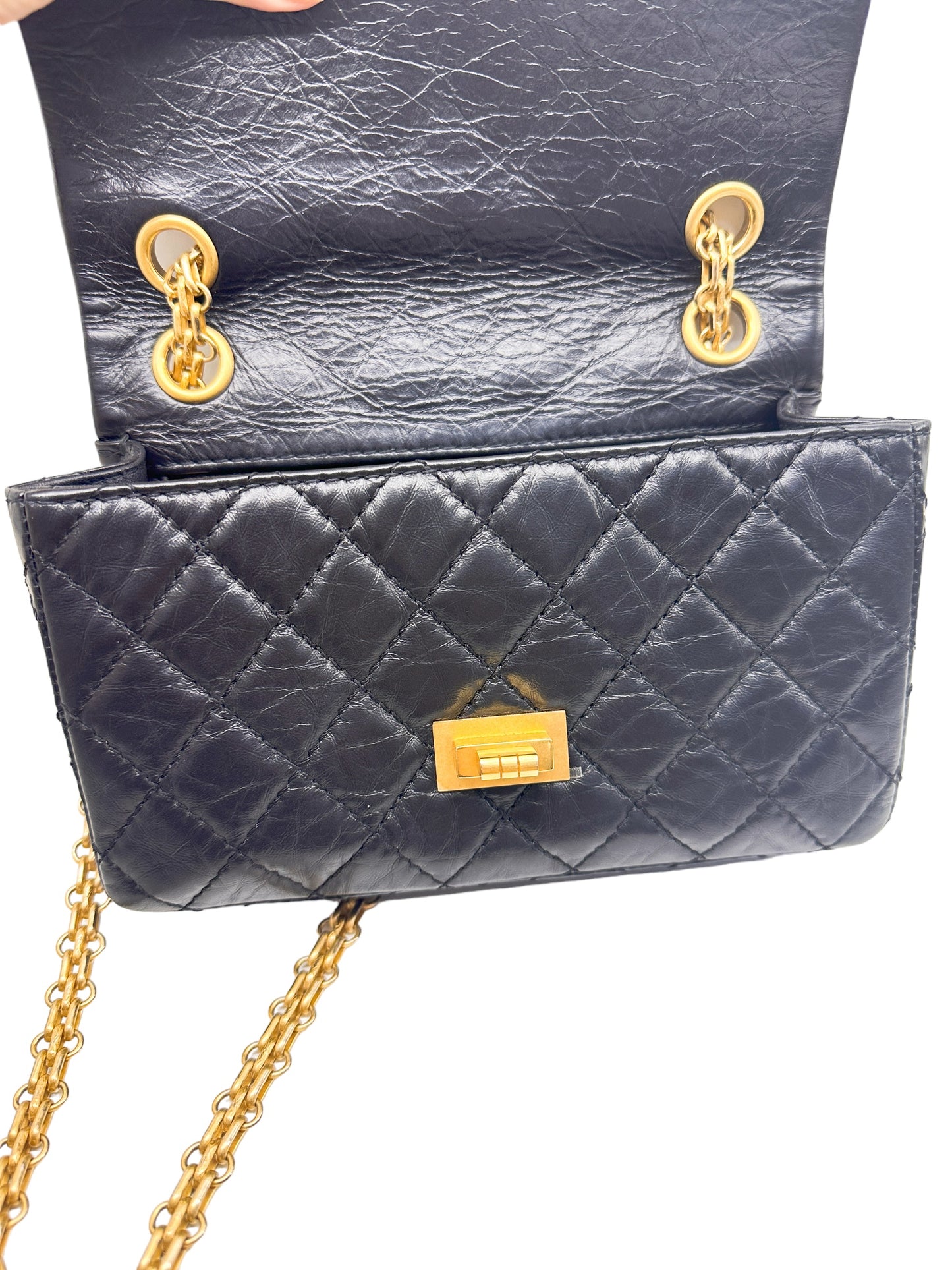 Chanel 2.55 Reissue Flap
Quilted Crinkled Calfskin Gold-tone Mini Black