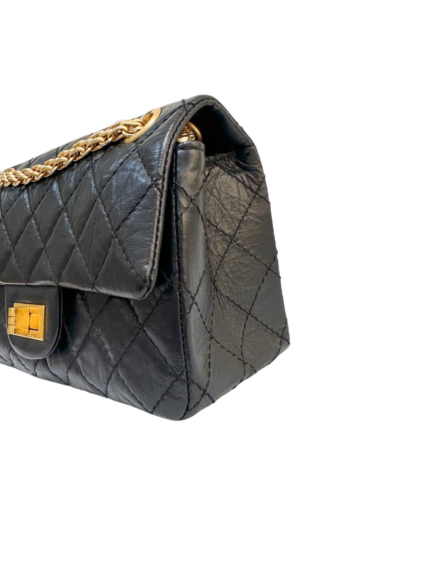 Chanel 2.55 Reissue Flap
Quilted Crinkled Calfskin Gold-tone Mini Black