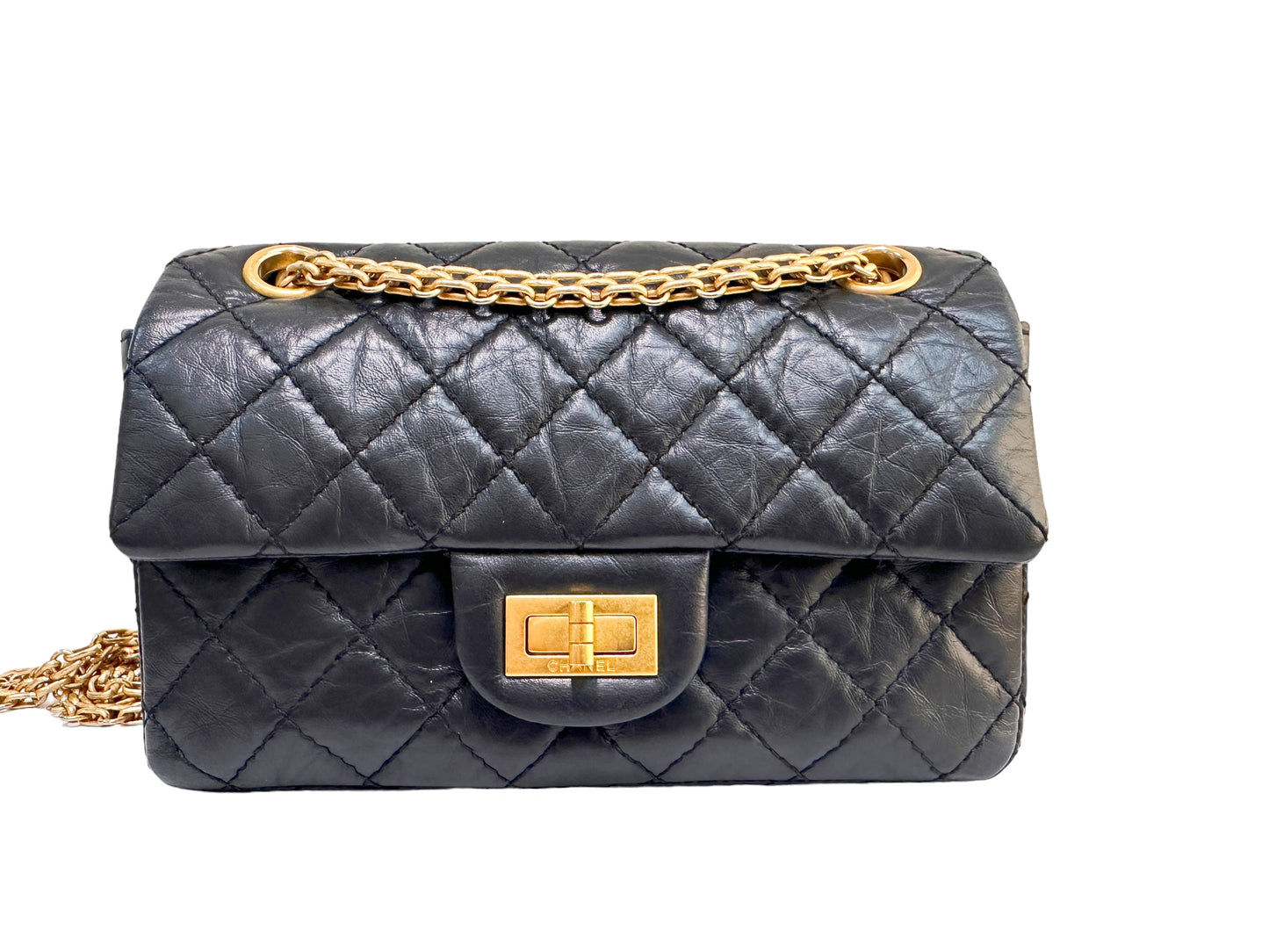 Chanel 2.55 Reissue Flap
Quilted Crinkled Calfskin Gold-tone Mini Black