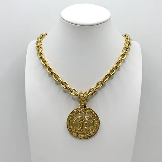 CHANEL Necklace AUTH Coco chain Rare Pendant Logo Medal Circle  Gold 40cm 1994